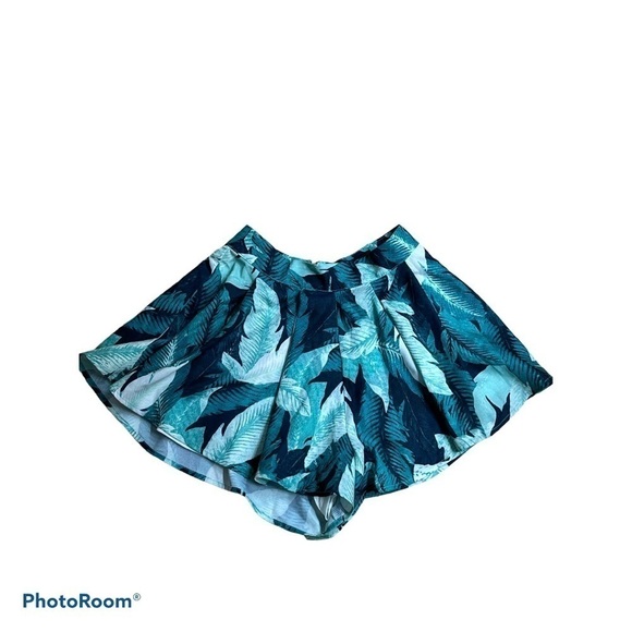 Lulus Leaf It To Me Tropical Green High Waist Shorts Size S - Picture 5 of 6